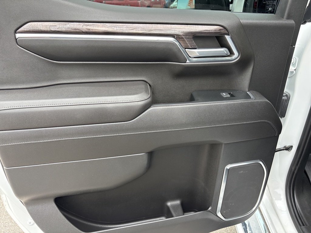 2023 Chevrolet Silverado 1500 LTZ photo 27