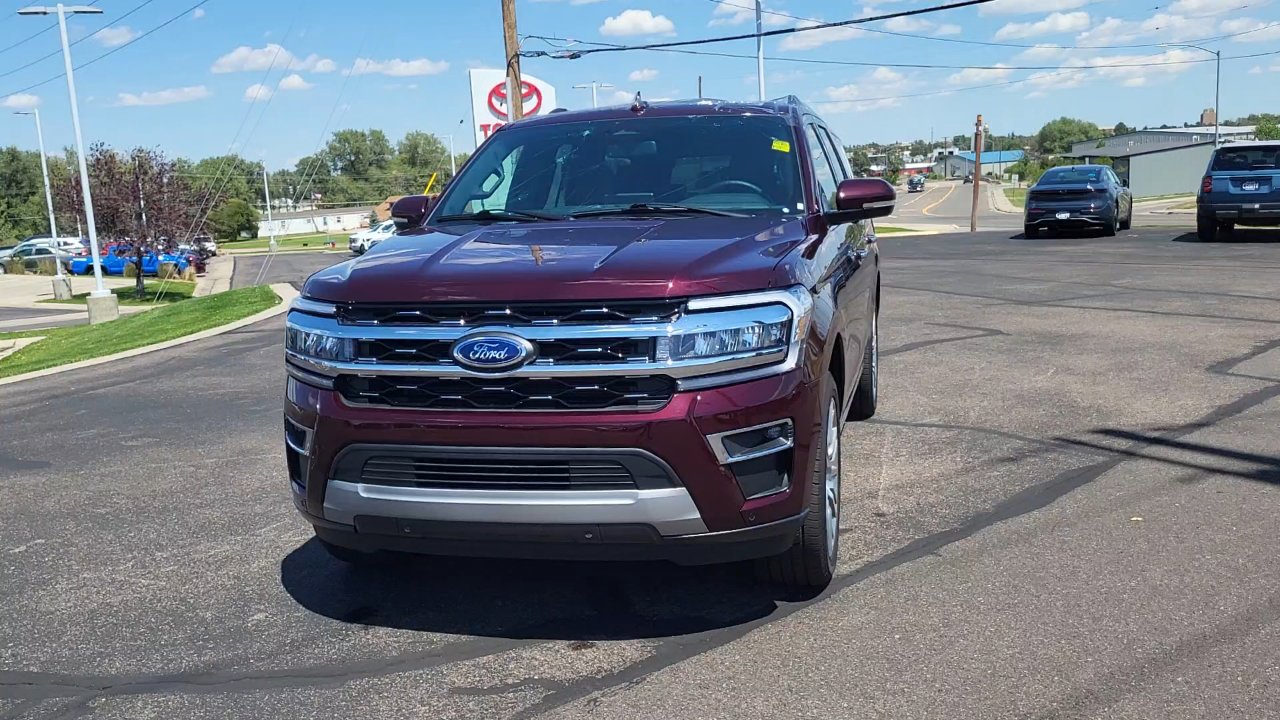 2024 Ford Expedition MAX Limited photo 6