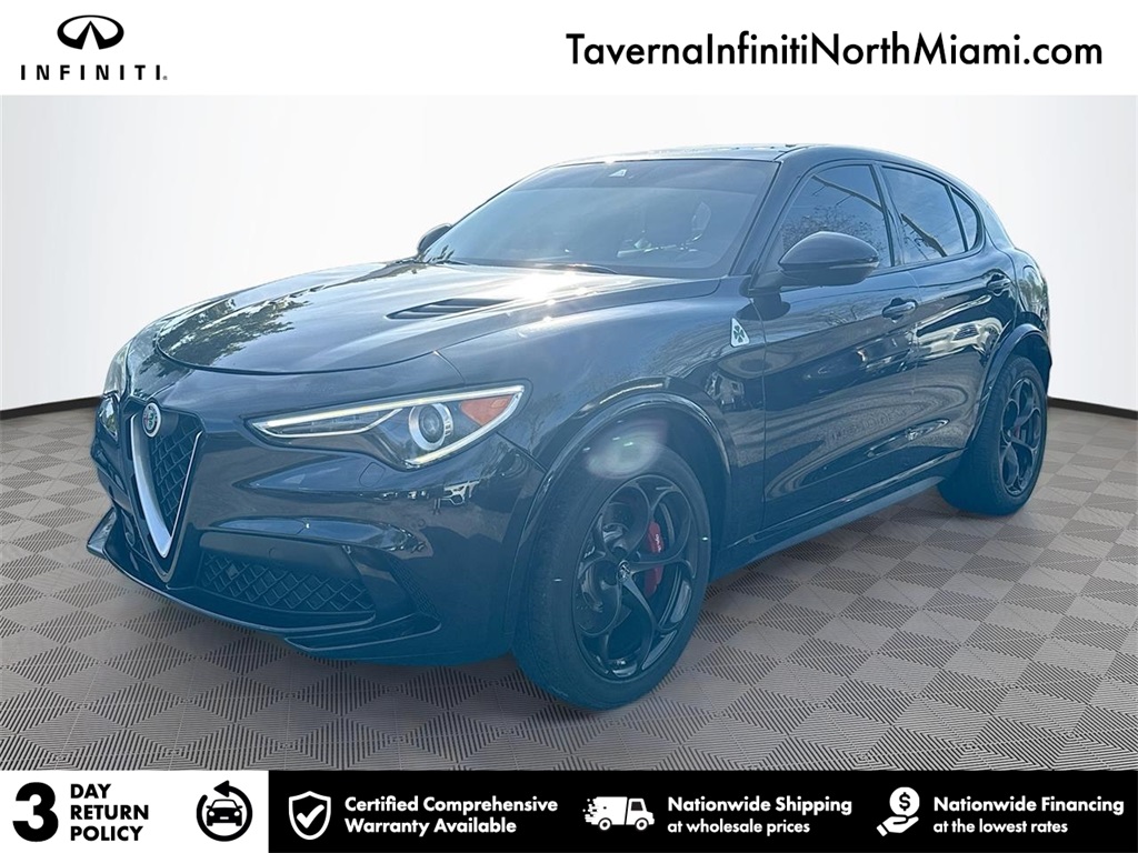 2018 Alfa Romeo Stelvio Quadrifoglio's photo