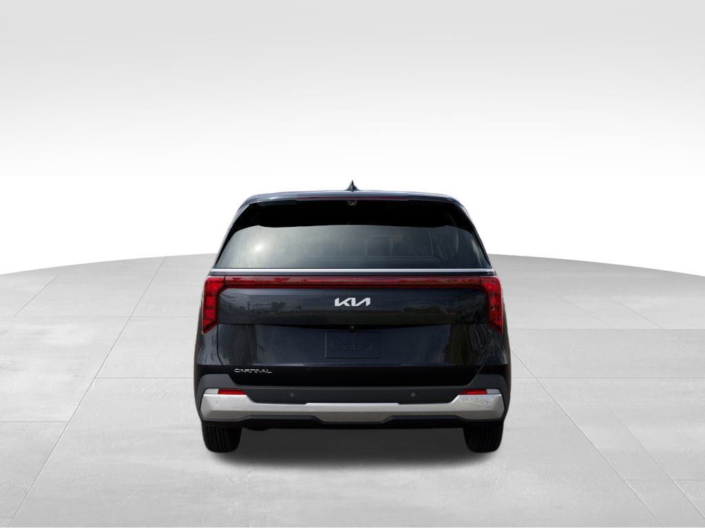 2026 Kia Carnival LX photo 4