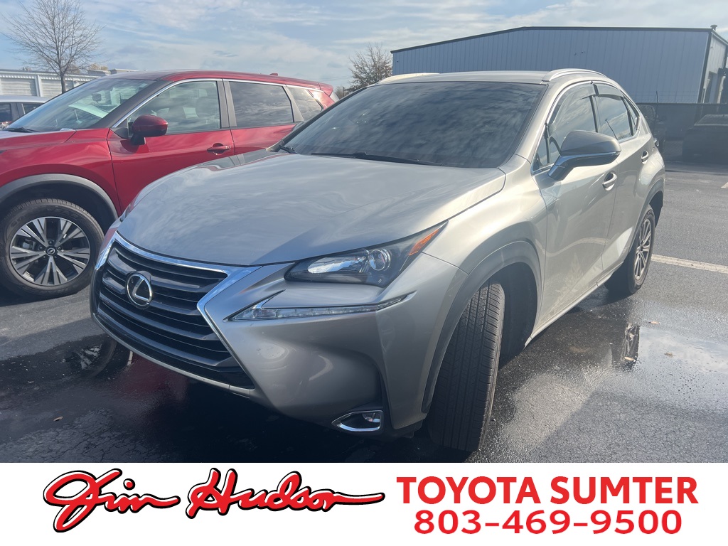 2017 Lexus NX 200t's photo