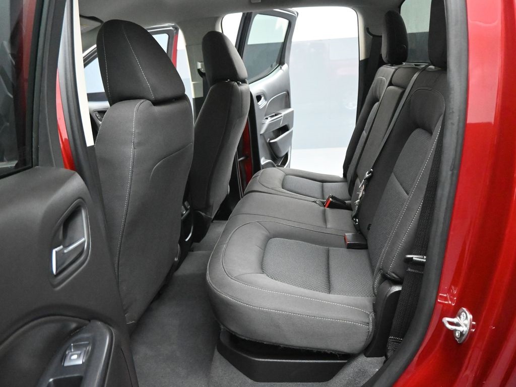 2021 Chevrolet Colorado LT photo 20