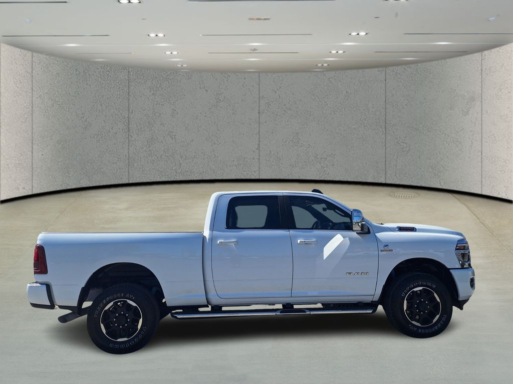 2025 Ram 2500 Laramie photo 4