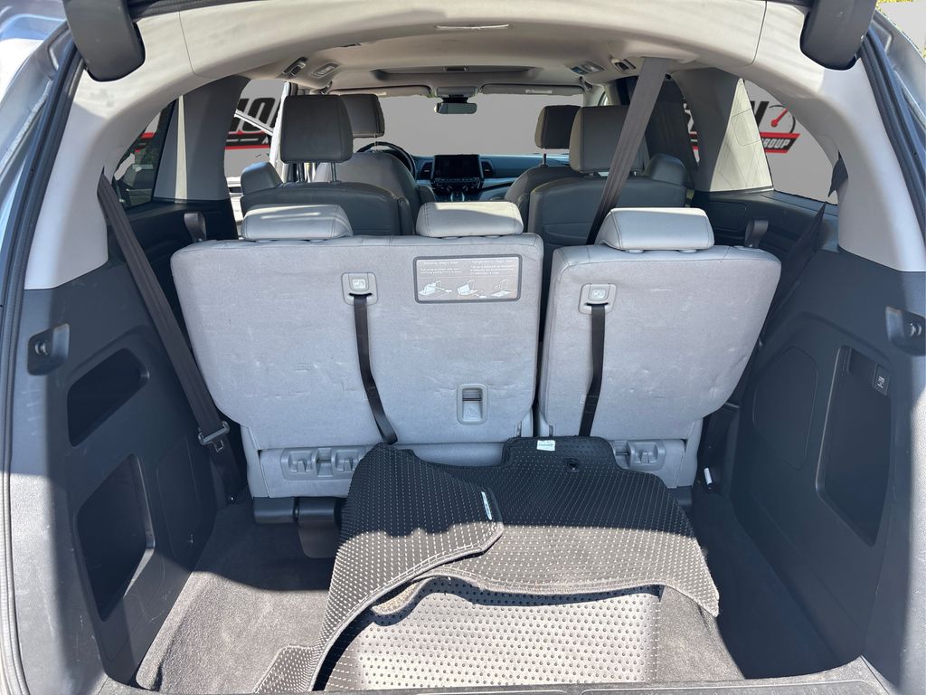 2022 Honda Odyssey EX-L photo 11