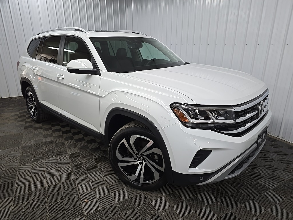 2022 Volkswagen Atlas SEL photo 7