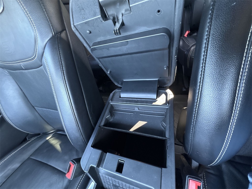 2020 Ford Explorer ST photo 22