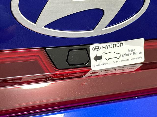 2025 Hyundai Elantra SEL Sport photo 31
