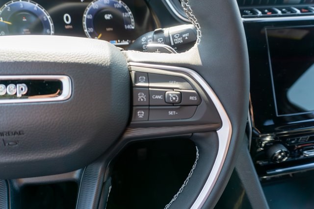 2025 Jeep Grand Cherokee Altitude X photo 15