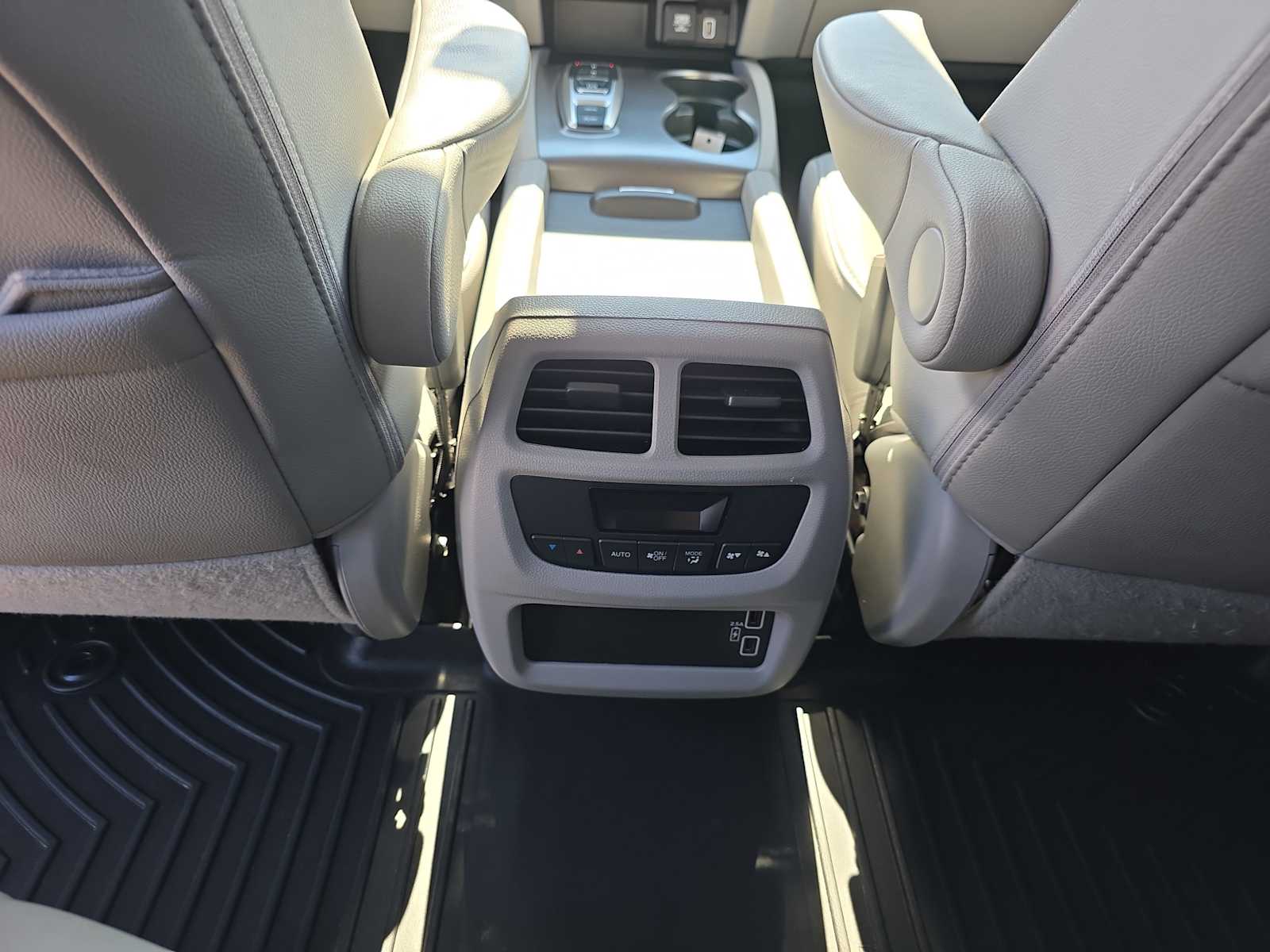 2022 Honda Pilot EX-L photo 29
