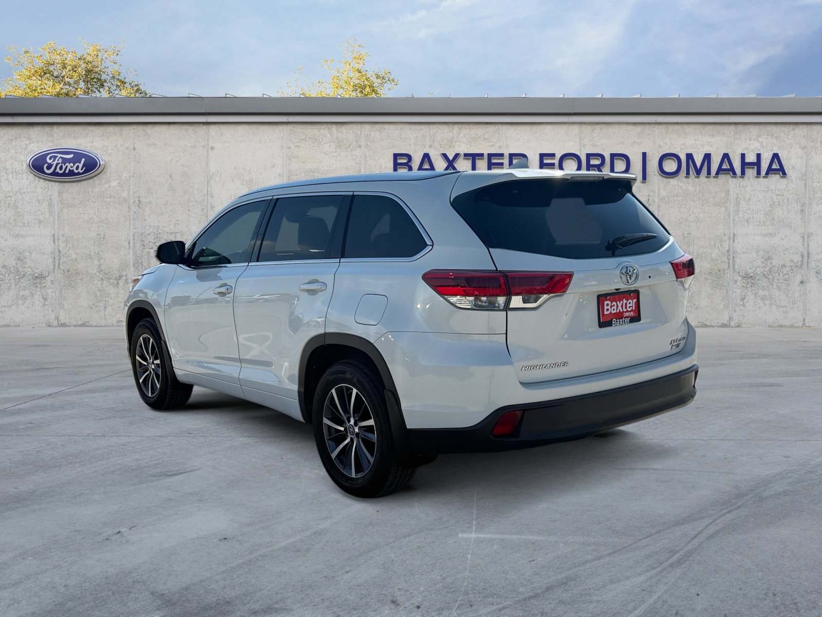 2017 Toyota Highlander XLE photo 9