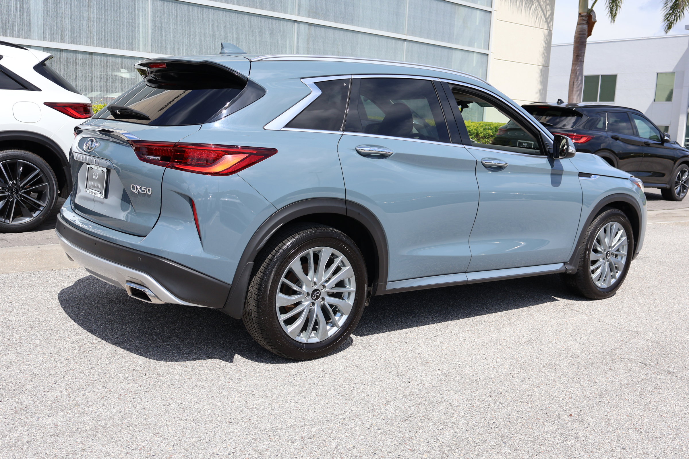 2024 Infiniti QX50 Luxe photo 10