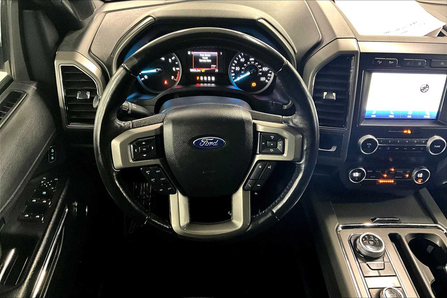 2021 Ford Expedition MAX XLT photo 5