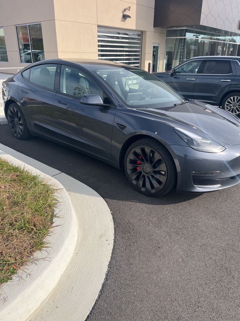 2023 Tesla Model 3 Performance's photo