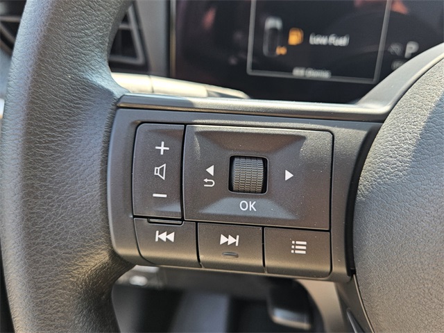 2026 Nissan Kicks SV photo 21
