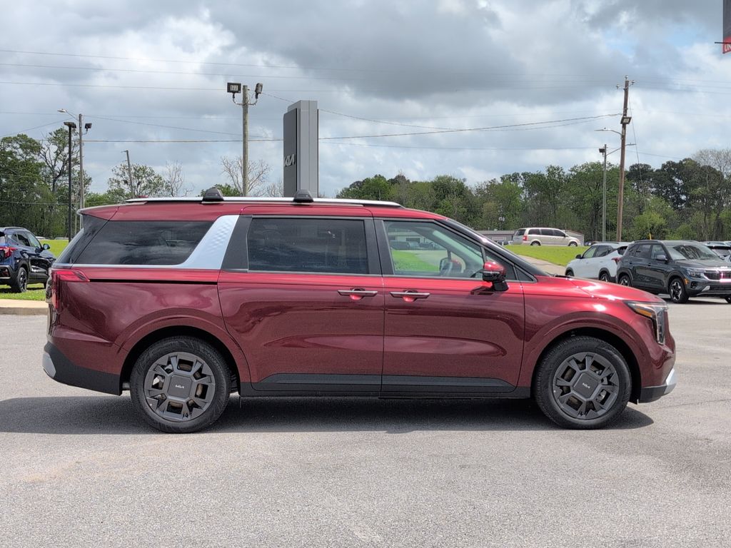 2025 Kia Carnival EX photo 2