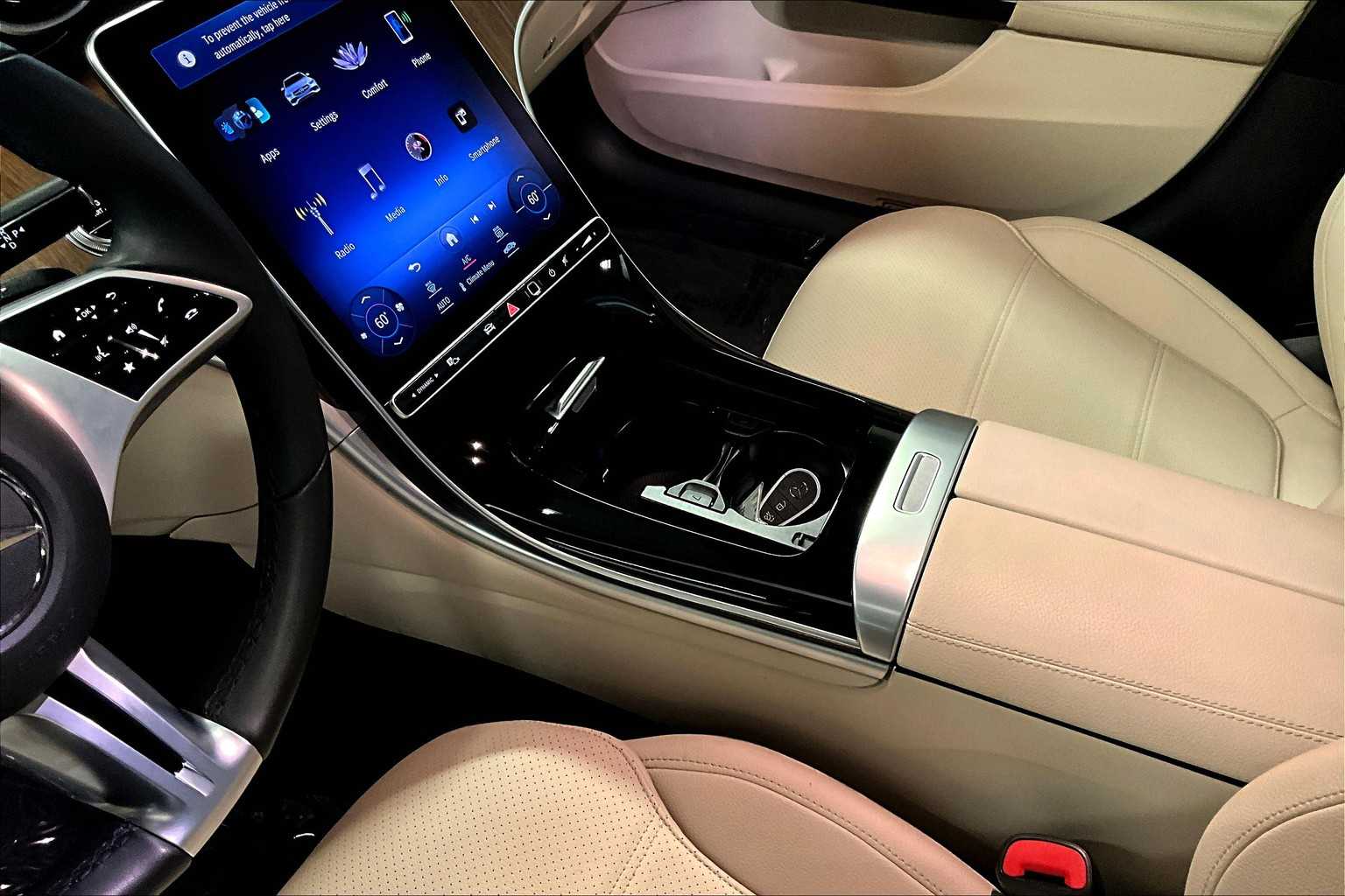 2024 Mercedes Benz C 300 photo 14