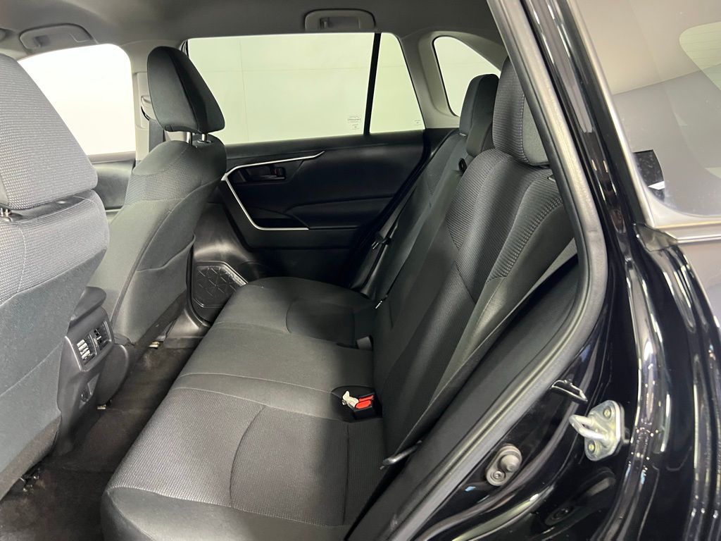 2024 Toyota RAV4 LE photo 13