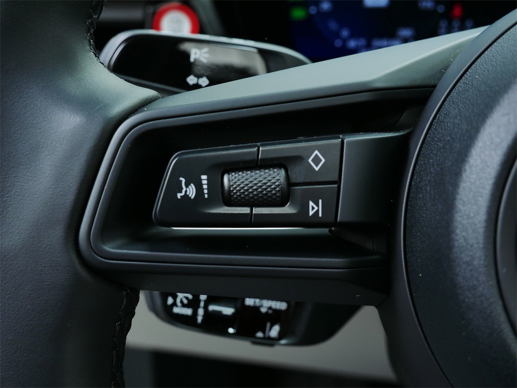 2024 Porsche Macan Electric 4 photo 18