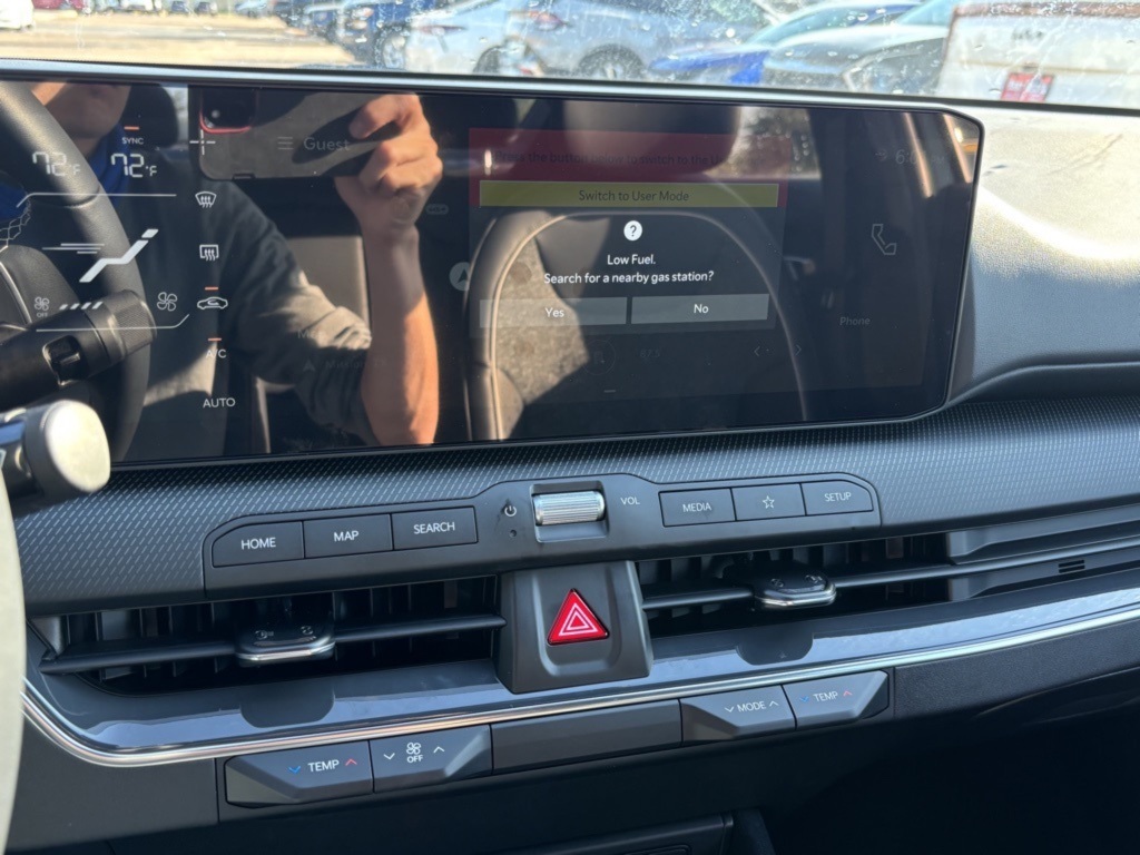 2025 Kia K4 GT-Line photo 8