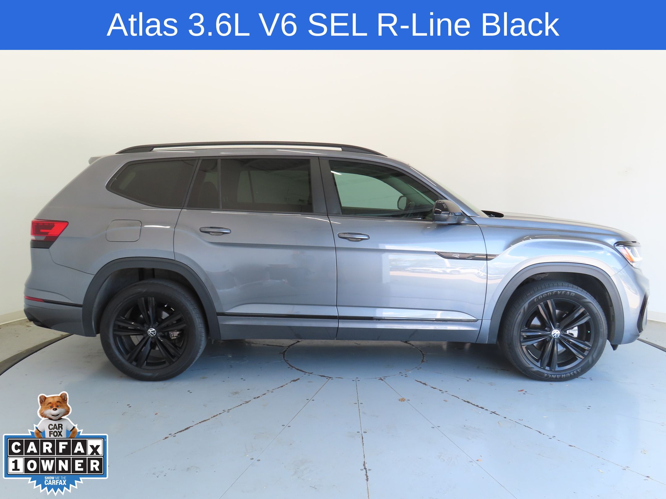 2023 Volkswagen Atlas V6 SEL R-Line photo 2
