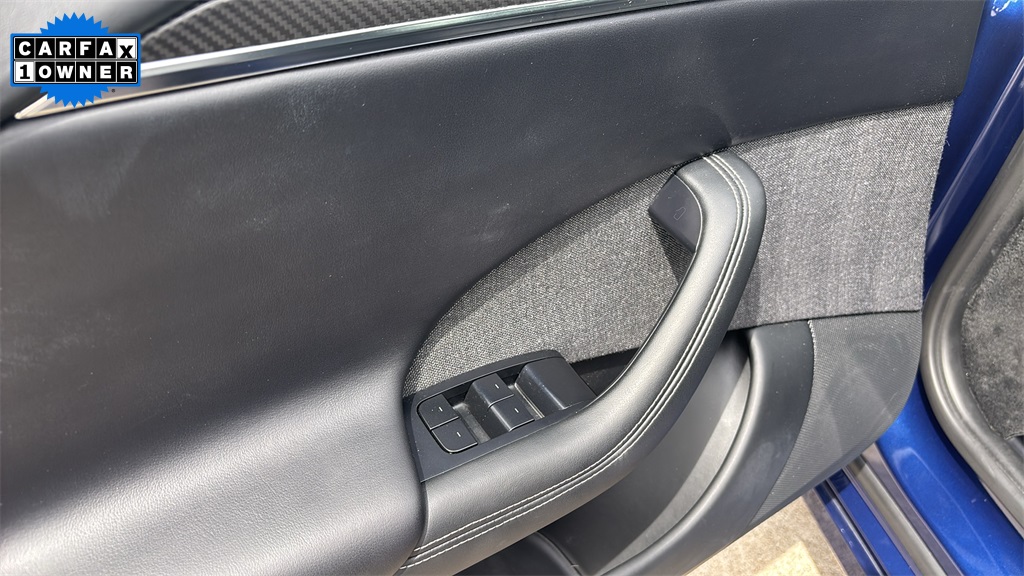 2021 Tesla Model S Plaid photo 15