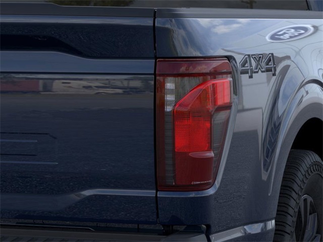 2025 Ford F-150 XLT photo 18