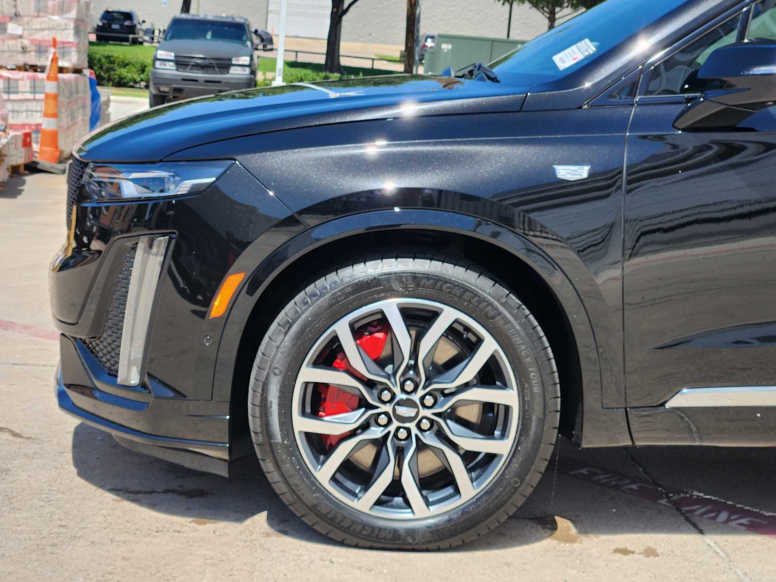 2025 Cadillac XT6 Sport photo 5