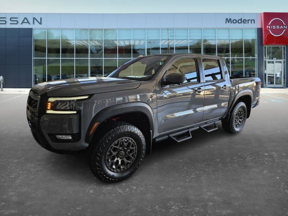 2026 Nissan Frontier PRO-4X's photo