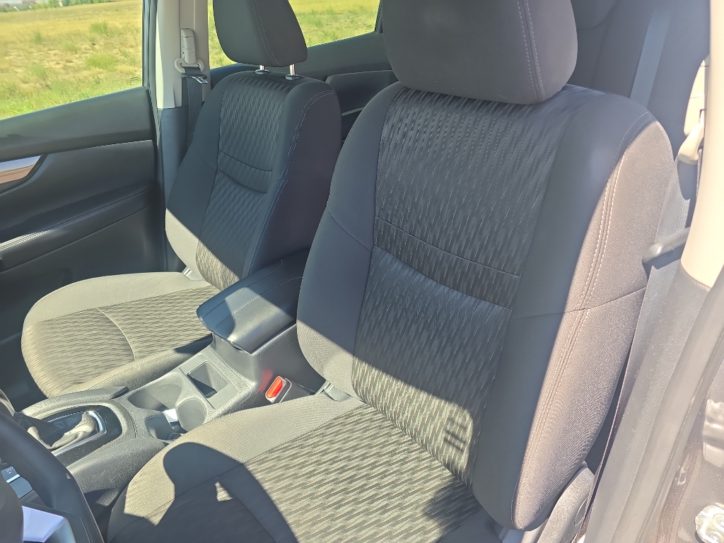 2020 Nissan Rogue S photo 12