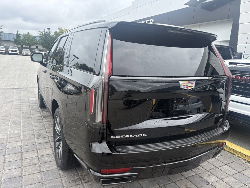 2023 Cadillac Escalade Sport photo 7