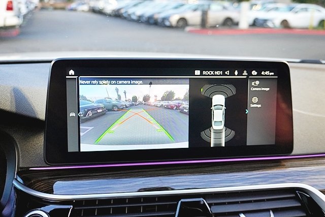 Used 2023 White BMW 530e iPerformance image 27