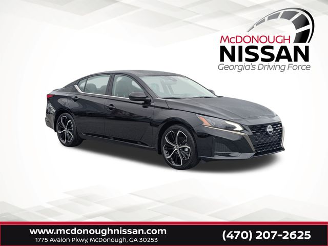 2025 Nissan Altima SR's photo