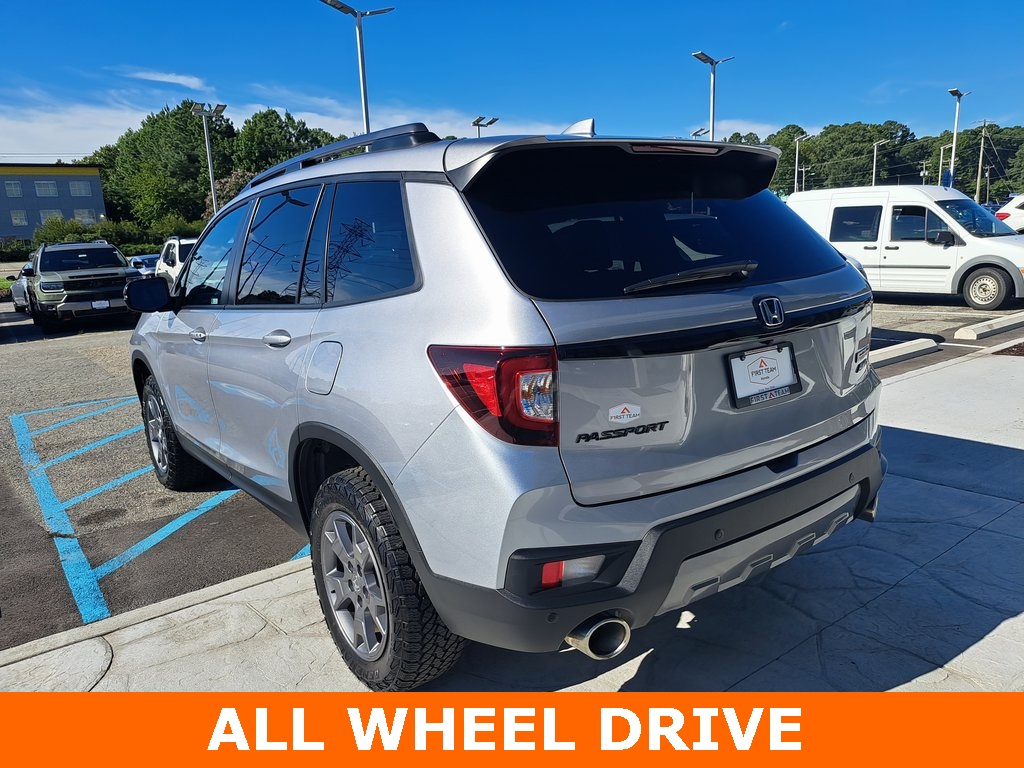 2024 Honda Passport TrailSport photo 3