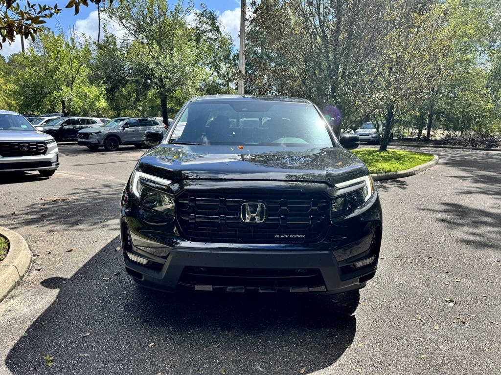 2025 Honda Ridgeline Black Edition photo 2