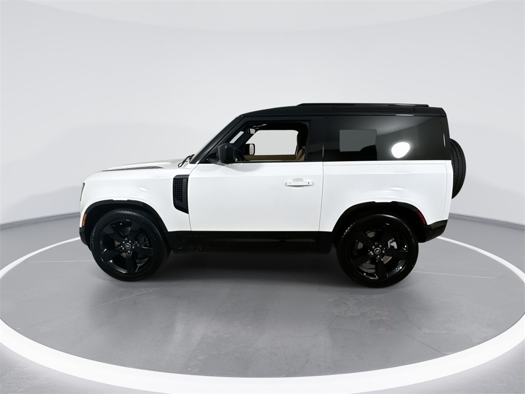 2025 Land Rover Defender 90 X-Dynamic SE photo 4