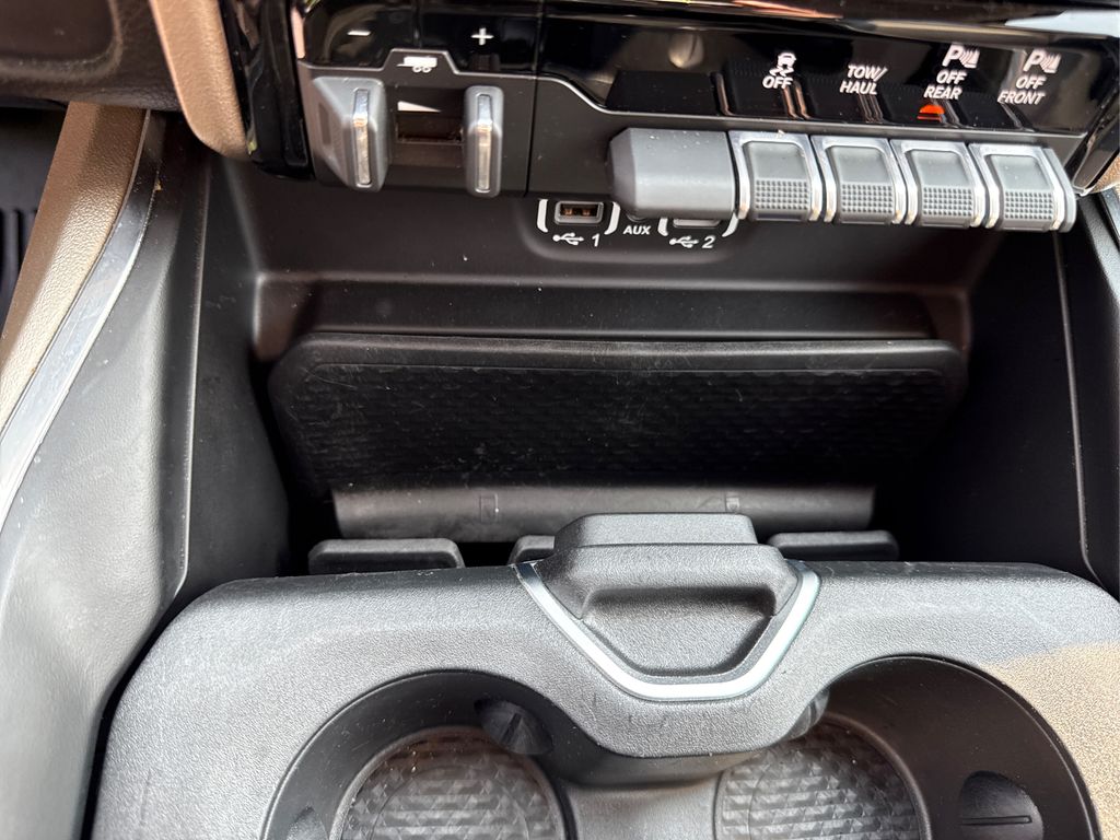 2020 Ram 1500 Laramie photo 41