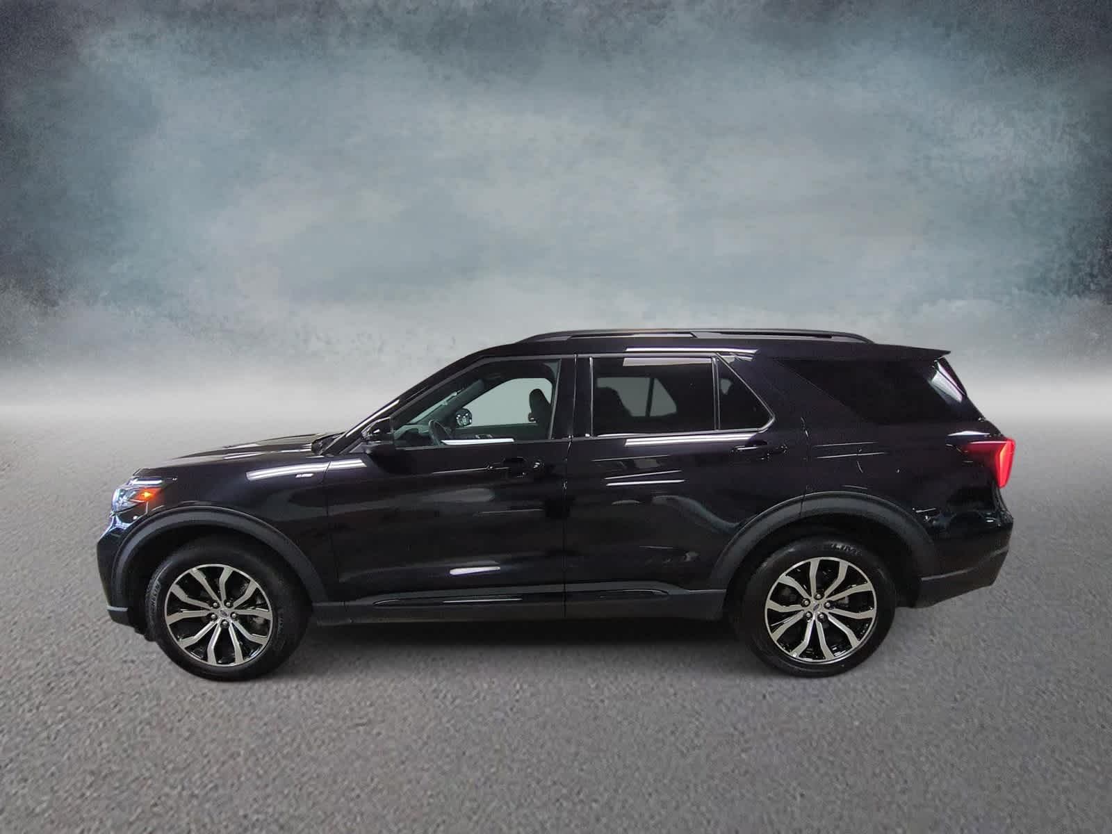 2025 Ford Explorer ST-Line photo 3