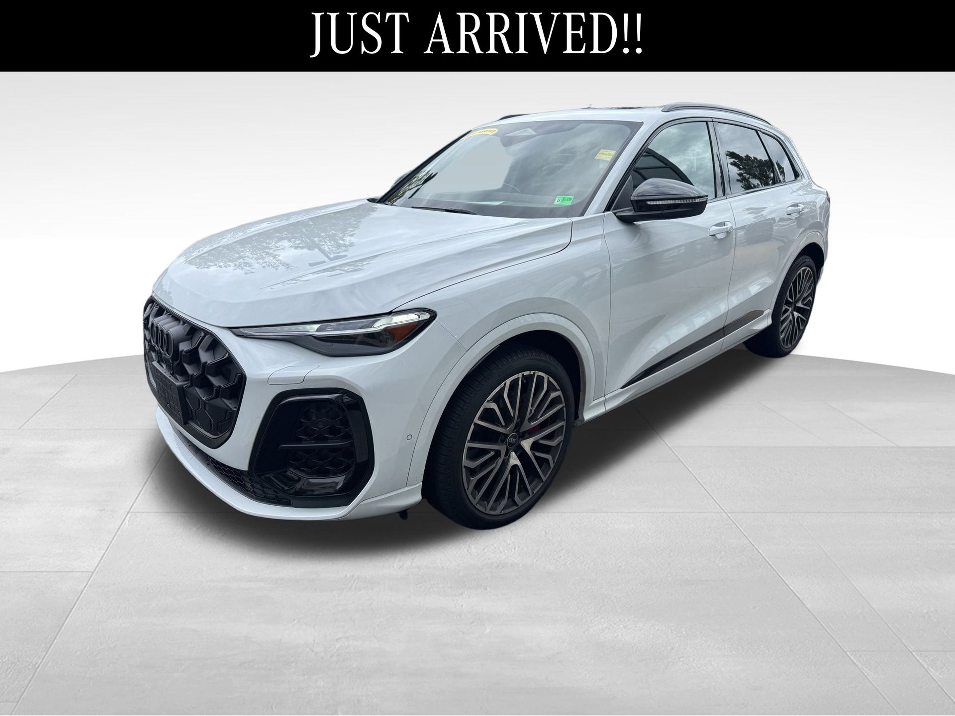 2025 Audi SQ5 Premium Plus photo 3