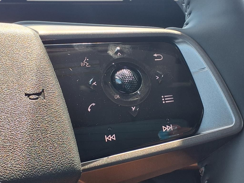2025 Nissan Murano SV photo 9