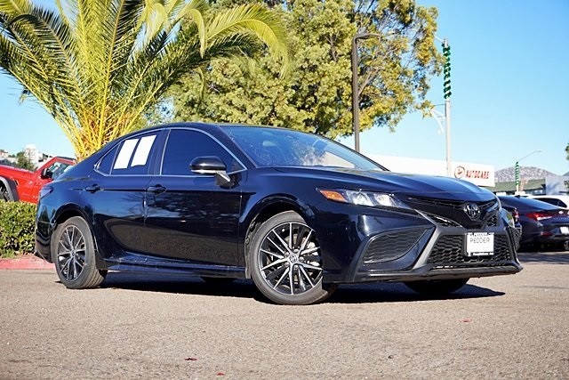 2023 Toyota Camry SE