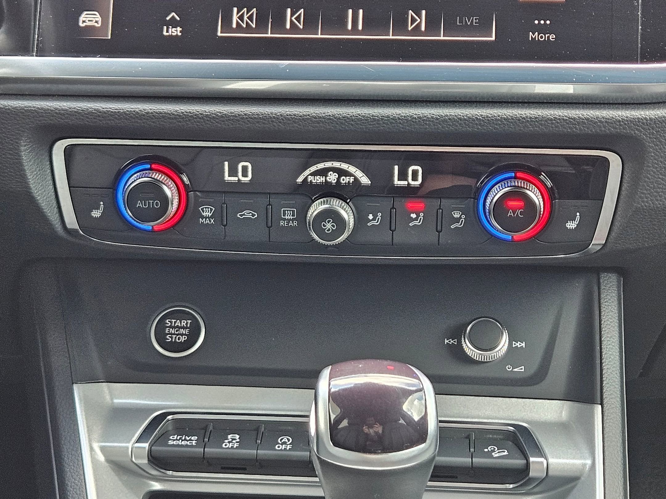 2024 Audi Q3 S line Premium photo 11