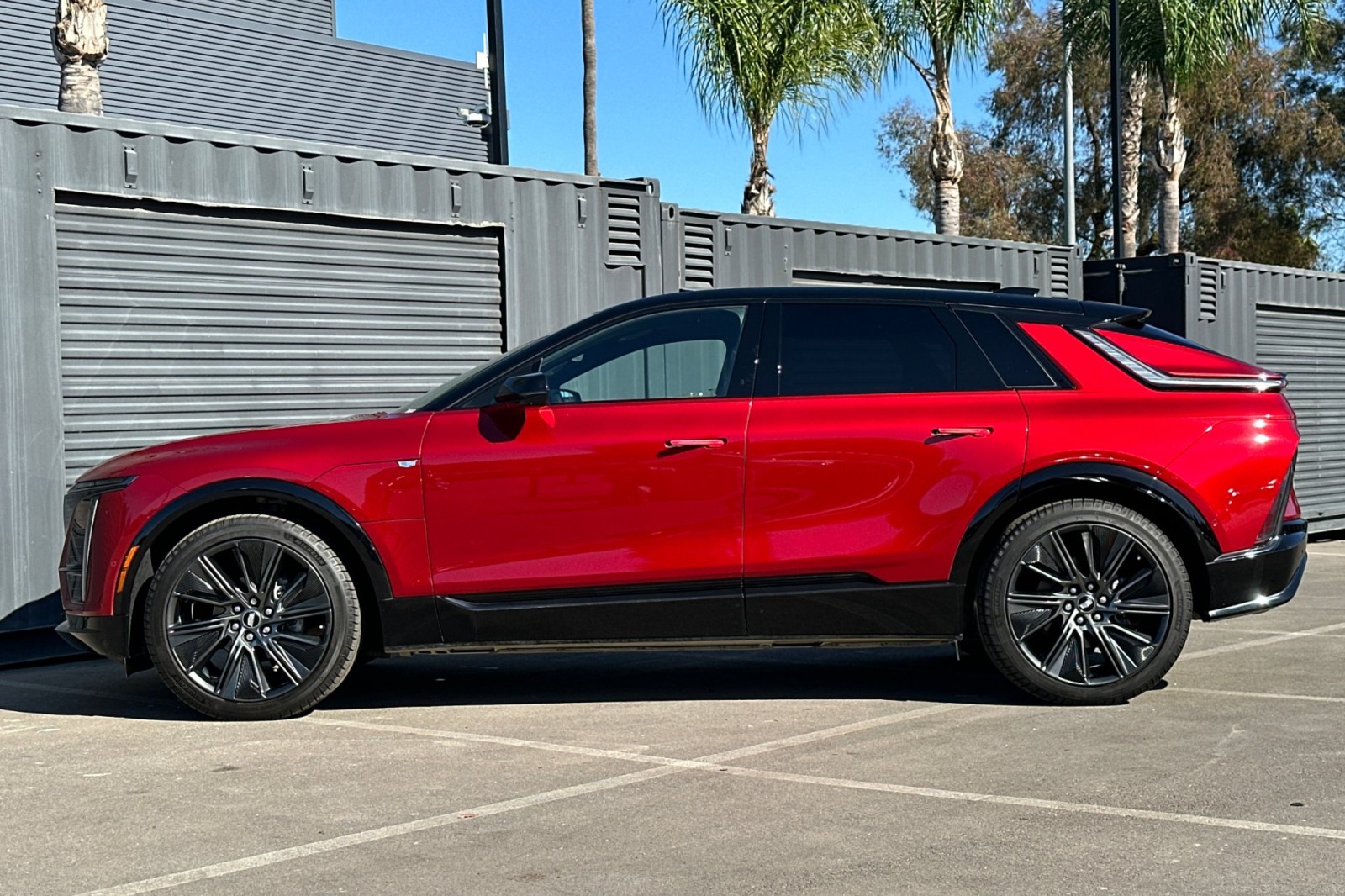 Used 2025 Cadillac LYRIQ Sport 3 with VIN 1GYKPYRL5SZ305213 for sale in Long Beach, CA