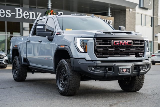 2024 GMC Sierra 2500HD AT4X's photo