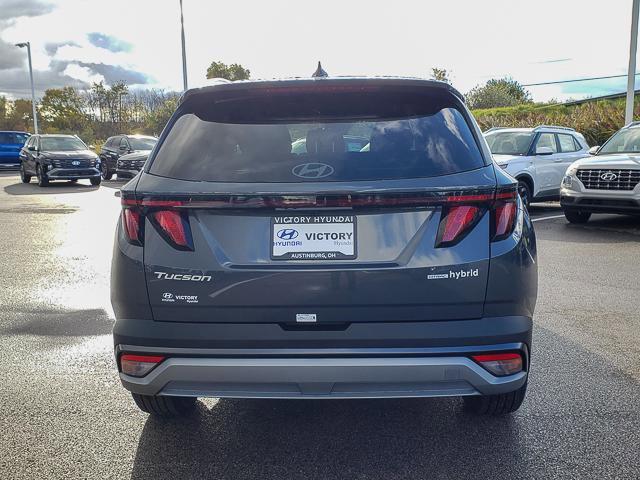 2026 Hyundai Tucson Hybrid SEL Sport photo 2