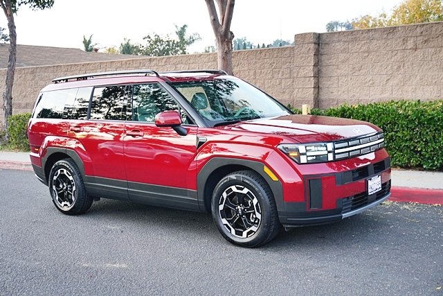 Used 2025 Red Hyundai SEL image 5