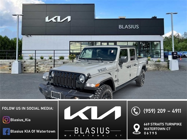 2022 Jeep Gladiator WILLYS's photo