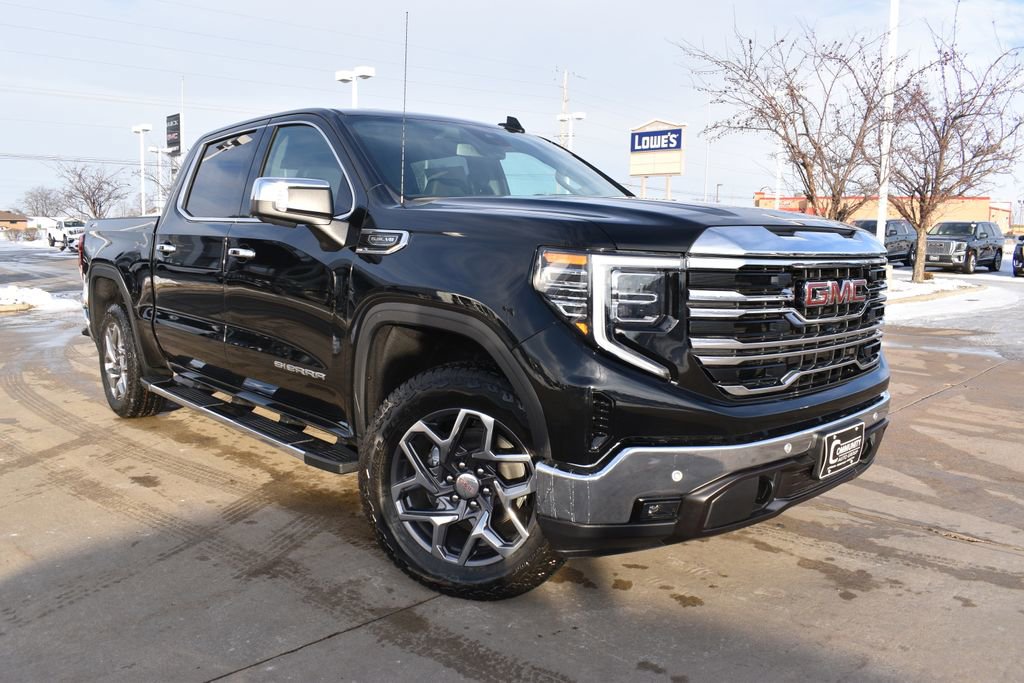 2026 GMC Sierra 1500 SLT's photo