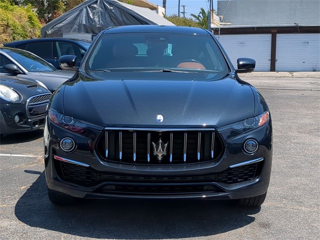 2022 Maserati Levante GT photo 2