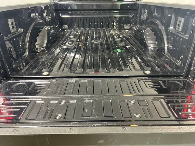 2024 Ford F-350 XL photo 4