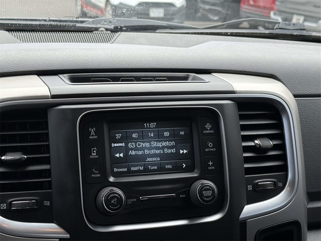 2019 Ram 1500 Classic Warlock photo 3